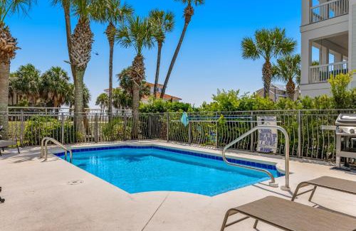 Crystal Shores House | Happy Hours