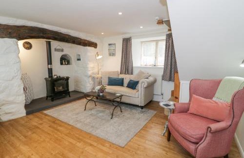 Llanfair House | Happy Landing