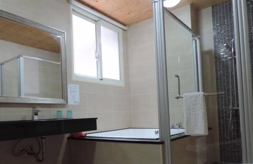 Donggang House | Happy Life B&B