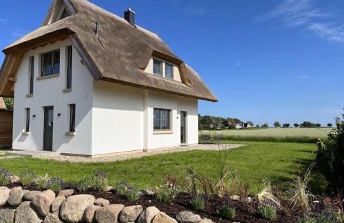 Dranske House | Happy Place Rügen Comfortable holiday residence