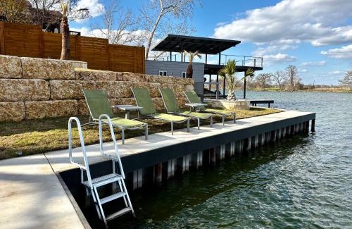 New Braunfels House | Happy Waves