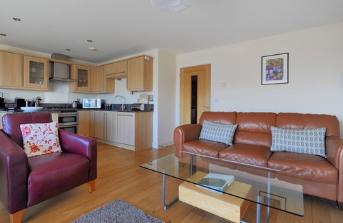 West Bay Cottage | Harbour View