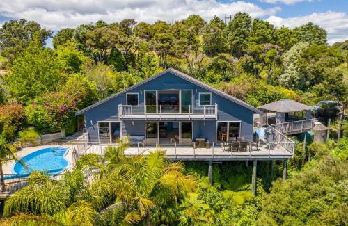 Whangaroa Villa | Harbour View