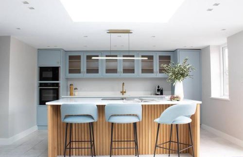 Aberaeron House | Harbourside luxury house