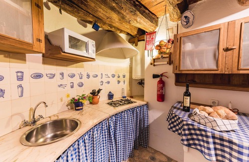 Labrugeira Cottage | Hare's Mill - Traditional WindMill