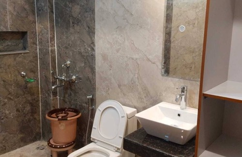 Chamoli Hotel | Harela Inn