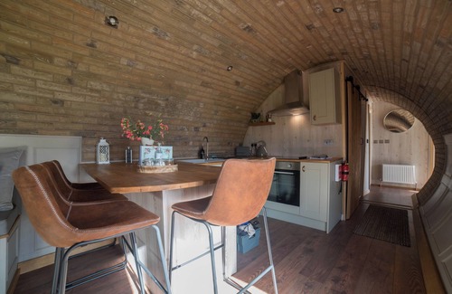 Rhayader Cottage | HARES VIEW, pet friendly, character holiday cottage in Rhayader