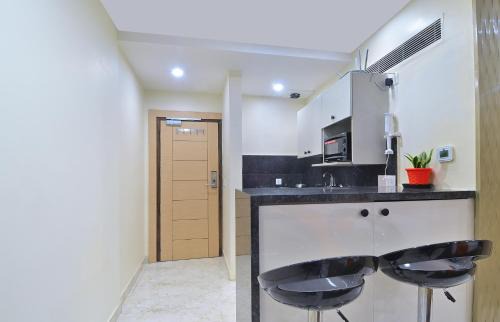 Paharganj Bed & Breakfast | Hari Homes - Just a min walk from New Delhi Railway Station