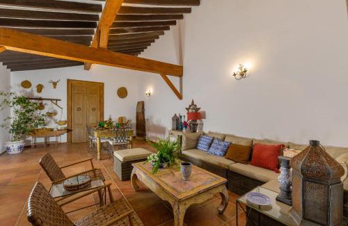 Daya Vieja Villa | Harmony Villa by Fidalsa