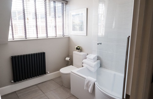 Melbourne House | Harpur's of Melbourne