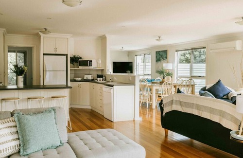 Hawley Beach House | Hastings on Hawley Beach