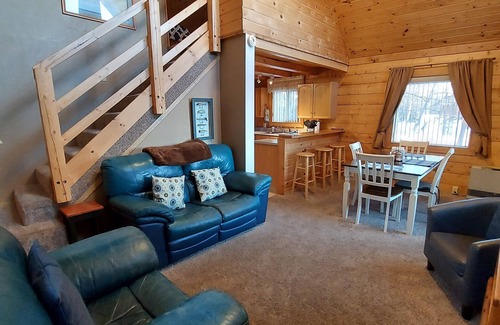 Fishhook Cabin | Hatcher Pass Cabins