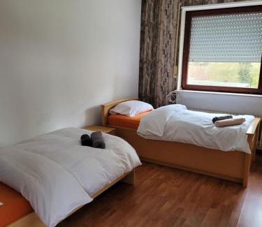 Bad Salzschlirf Apartment | Haus 140 qm für Monteure