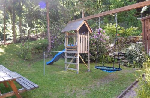 Steindorf am Ossiacher See Apartment | Haus am Wald