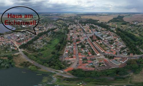 Friedland Apartment | Haus am Eichenwall, Fewo1, Residenz + Ferienwohnungen