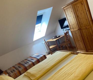 Loipersdorf bei Fuerstenfeld Apartment | Haus Riegler