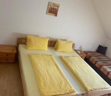 Loipersdorf bei Fuerstenfeld Apartment | Haus Riegler