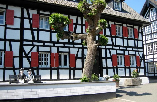 Hennef House | Haus Dürresbach