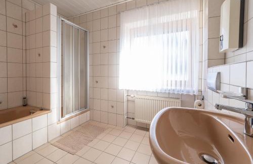 Niedermennig House | Haus Elfriede