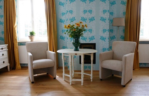 Heek Bed & Breakfast | Haus Keppelborg: Zimmer Elisabeth mit Burgmauerblick