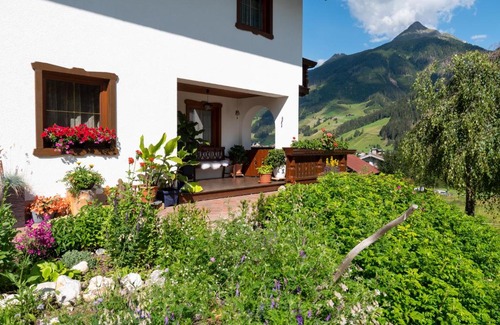 Sankt Jakob in Defereggen Apartment | Haus Marianne