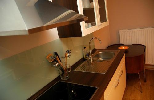 Kleinhennersdorf House | Haus of Lords