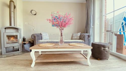 Kaltenhof House | Haus Sansibar auf Poel mit Sauna& Kamin, ruhigem Garten-700m vom Strand!