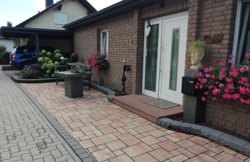 Momlingen Apartment | Haus Sonnenblick