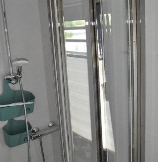 Godelheim Boat Rental | Hausboot Aquamarin - LP4