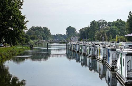 Bad Bederkesa House | Hausboot "Seelounge"