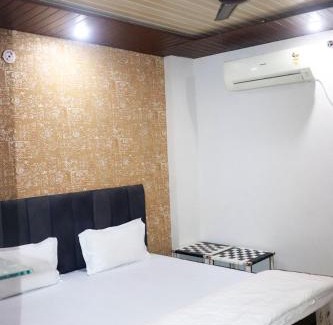 Sanwer Hotel | Haveli Dhaba and Resort