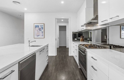 Brown Hill House | Haven Retreat: Spacious Family Getaway