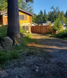 Roberts Creek House | Haven Touchstone