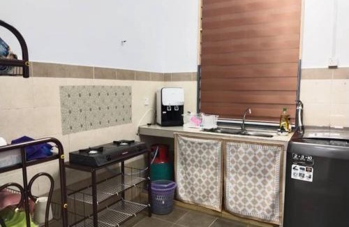 Kampung Pengkalan Pandan House | HawaHumaira Homestay