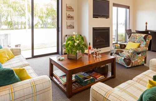 Ranfurly Hotel | Hawkdun Lodge Motel