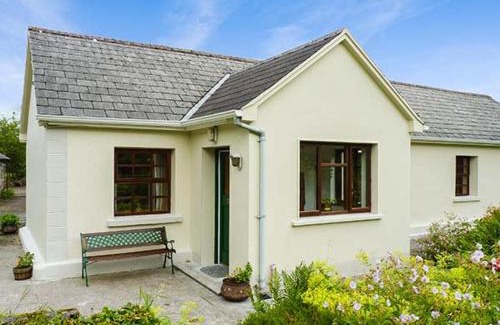 Tubbercurry House | Hawthorn Farm Cottage