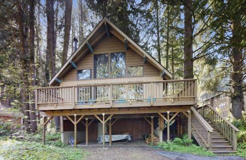 Downtown Cannon Beach House | Haystack Hideaway