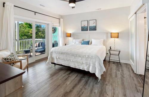 Bermuda Bay House | HC104C1 - The Golden Hour