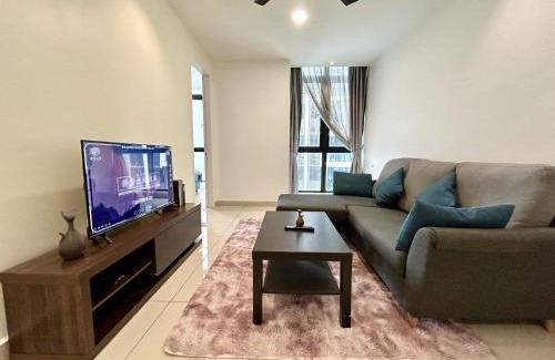 Ara Damansara Apartment | HD 1-8pax 2K1Q beds Ara Damansara near Subang Airport