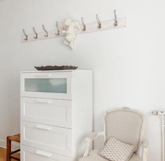 Quartier de l'Horloge Apartment | Heart of Paris III, Le Marais - Charming Apartment