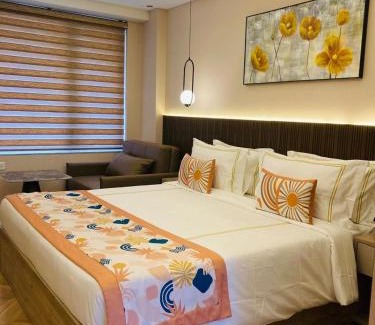 Jaypee Greens Apartment | Heaven Nest