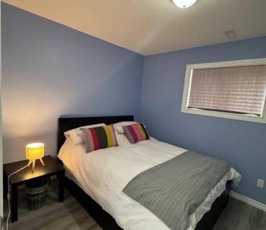 Airdrie House | Heavenly Cozy Place Inc