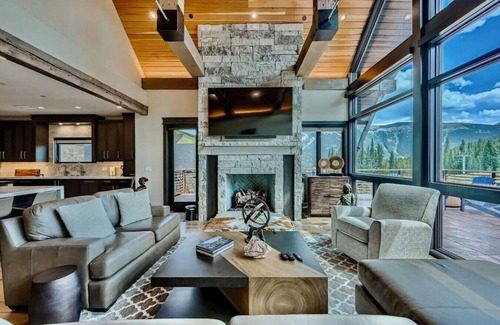 Copper Mountain House | Heavens Gate! Luxury custom 8 bedroom ski in/out home