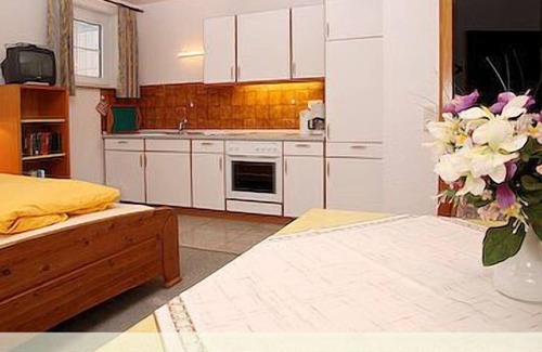 Norddorf Apartment | Heckenrose7- Souterrain Rechts