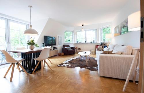 Lunzen Apartment | Heideidyll - Wohnung mit WLAN, Balkon, Grill & Garage
