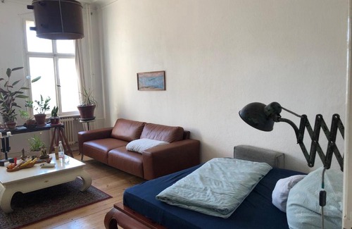 Tempelhof House | heller großer jugendstil altbau in berlin tempelhof