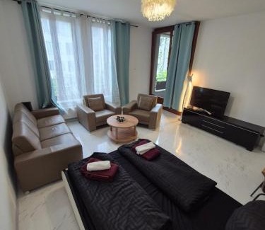 Hellersdorf Apartment | Hellersdorf City