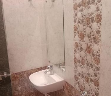 Chhatarpur House | Hello India home stay