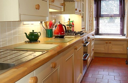 Talybont Cottage | Henborth Mawr Cottage in Talybont