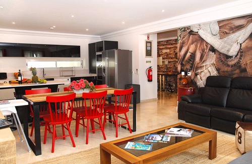 Lagos City Center Apartment | HENRI'S APARTMENTS - 8 (Harbor) - The best in Lagos!